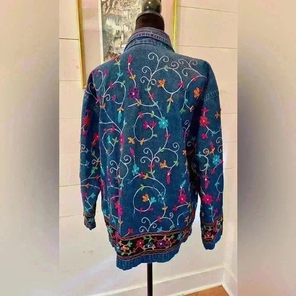 Unite vintage 90s Embroidery Jean jacket with wooden buttonsXL groovy  festivals - Picture 3 of 9